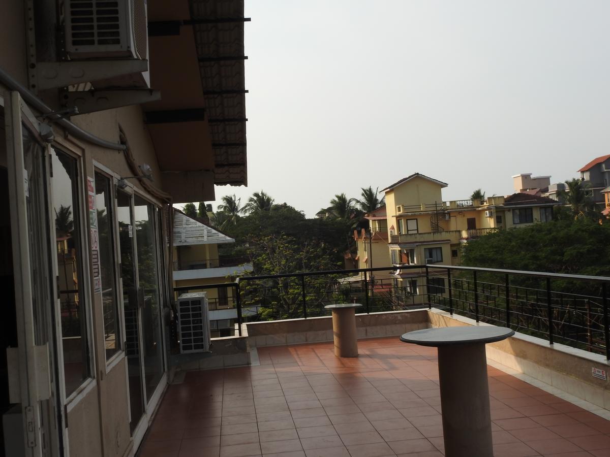 Goa Highridge Residency Hotel Панаджи Екстериор снимка